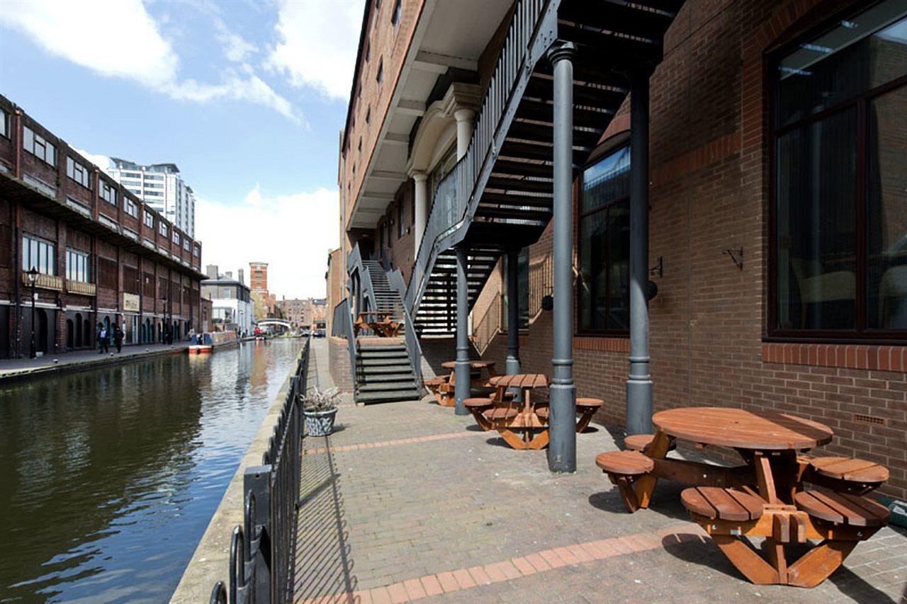 Premier Inn Birmingham City Centre Bridge Street 외부 사진