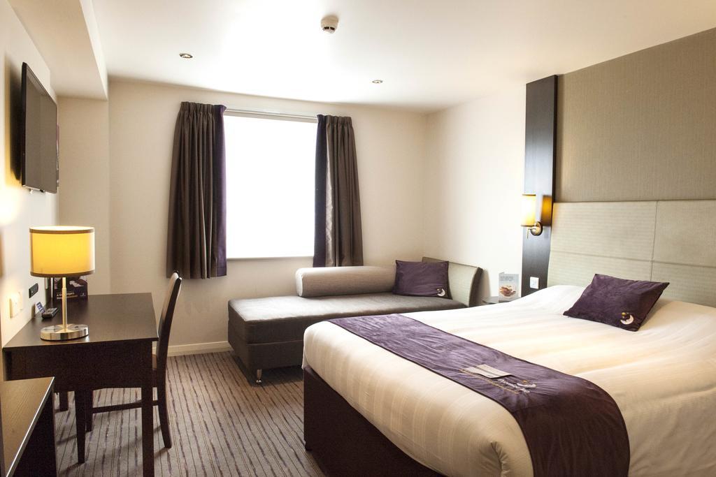Premier Inn Birmingham City Centre Bridge Street 외부 사진